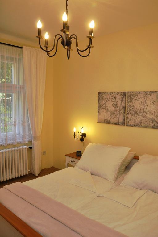 Atmospheric Quiet Apartment Prag Eksteriør billede